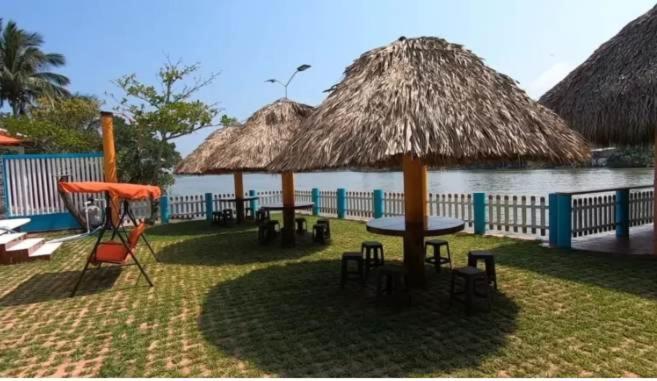 Hotel La Cueva Del Pirata Casitas Luaran gambar